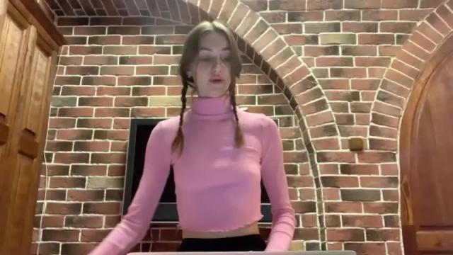 Thumbnail 1, chillroom_'s Stream at Chaturbate, 15 months ago