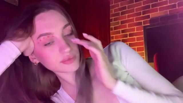 Image 10 of chillroom_ Stream on Chaturbate on 15 months ago