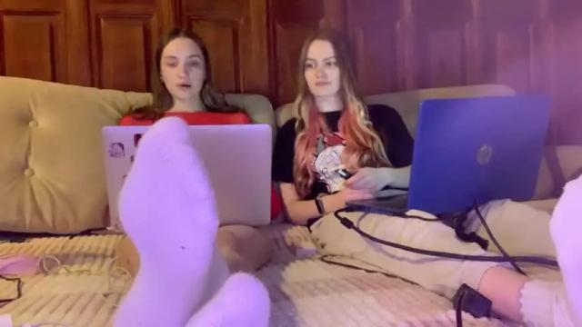 Image 10 of chillroom_ Stream on Chaturbate on 15 months ago