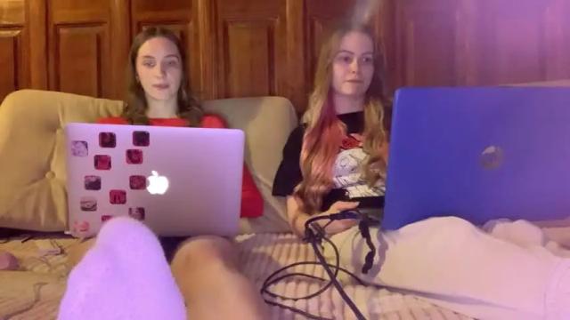 Image 2 of chillroom_ Stream on Chaturbate on 15 months ago