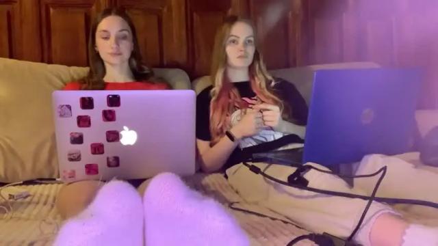 Image 8 of chillroom_ Stream on Chaturbate on 15 months ago