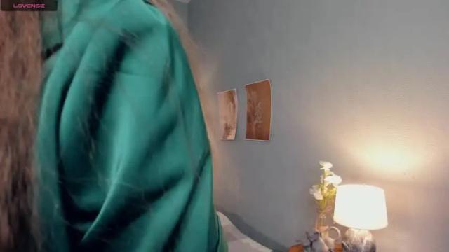 Image 11 of chillsea Stream on Chaturbate on 14 months ago