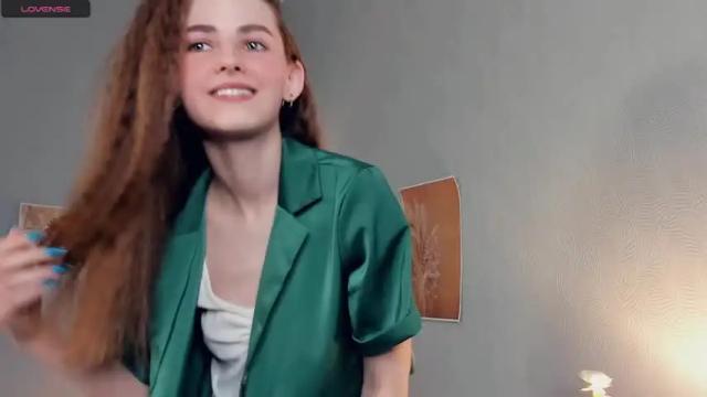 Image 7 of chillsea Stream on Chaturbate on 14 months ago