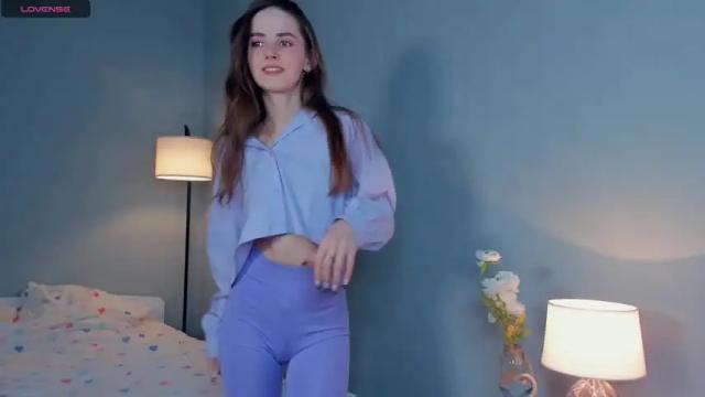 Image 3 of chillsea Stream on Chaturbate on 14 months ago