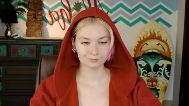 Image 4 of chillsnail Stream on Chaturbate on 1 month ago