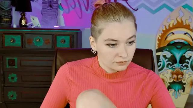 Image 8 of chillsnail Stream on Chaturbate on 1 month ago