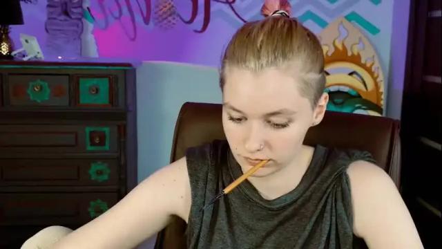 Image 11 of chillsnail Stream on Chaturbate on 1 month ago
