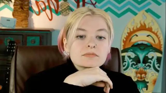 Image 12 of chillsnail Stream on Chaturbate on 1 month ago