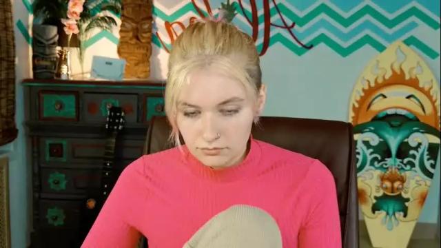 Image 6 of chillsnail Stream on Chaturbate on 1 month ago