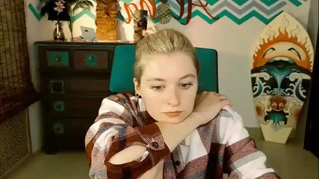 Image 12 of chillsnail Stream on Chaturbate on 15 days ago