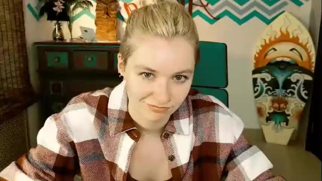 Image 3 of chillsnail Stream on Chaturbate on 15 days ago