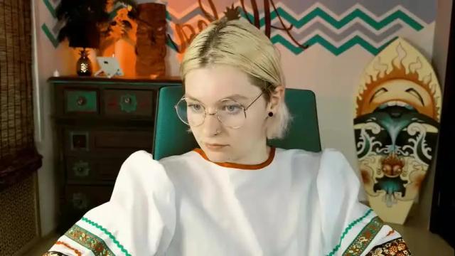 Image 7 of chillsnail Stream on Chaturbate on 7 days ago