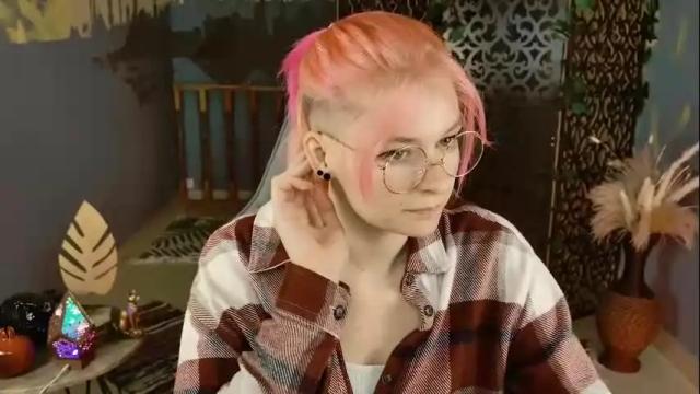Image 11 of chillsnail Stream on Chaturbate on 5 days ago