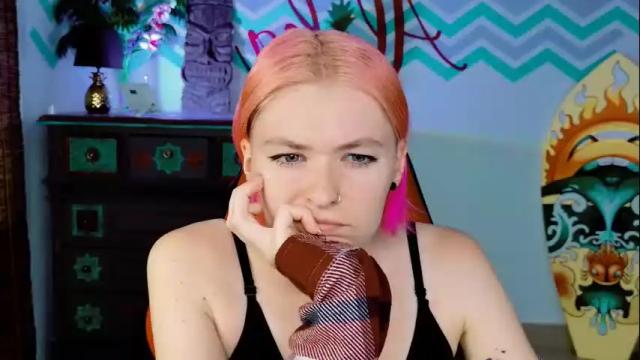 Image 10 of chillsnail Stream on Chaturbate on 2 days ago
