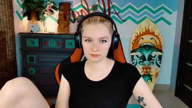 Image 12 of chillsnail Stream on Chaturbate on 6 months ago