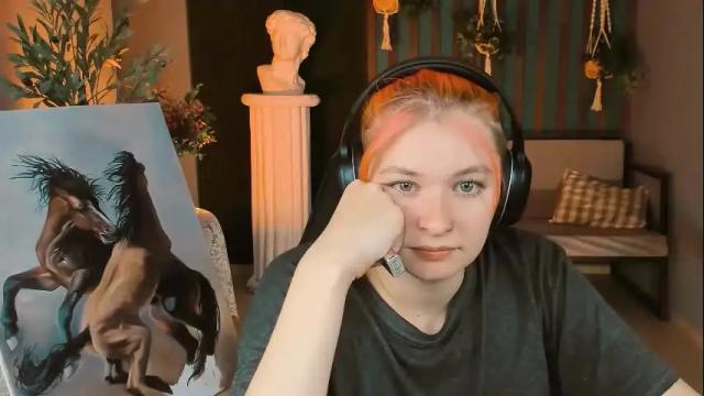 Image 2 of chillsnail Stream on Chaturbate on 6 months ago