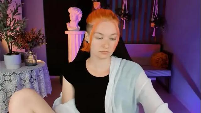 Image 2 of chillsnail Stream on Chaturbate on 5 months ago