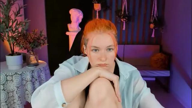 Image 2 of chillsnail Stream on Chaturbate on 5 months ago