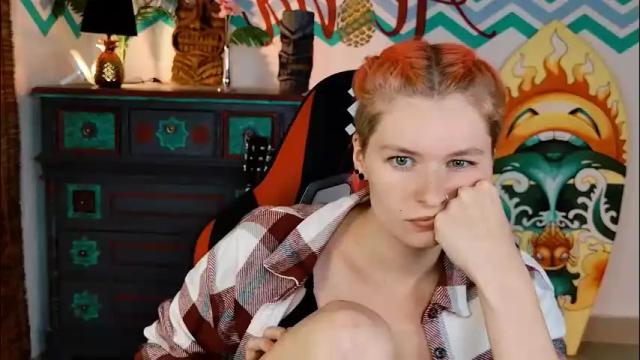 Image 3 of chillsnail Stream on Chaturbate on 5 months ago