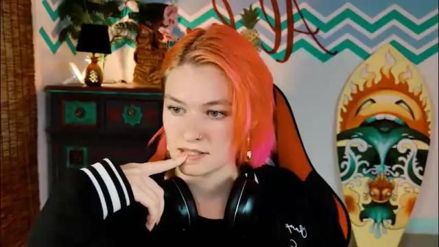 Image 3 of chillsnail Stream on Chaturbate on 5 months ago