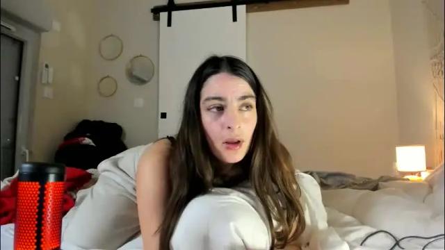 Image 7 of chillwithcamii Stream on Chaturbate on 1 month ago