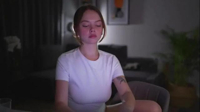 Image 7 of chillwithstacy Stream on Chaturbate on 1 month ago