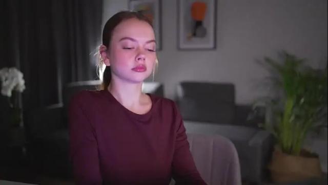 Image 7 of chillwithstacy Stream on Chaturbate on 1 month ago