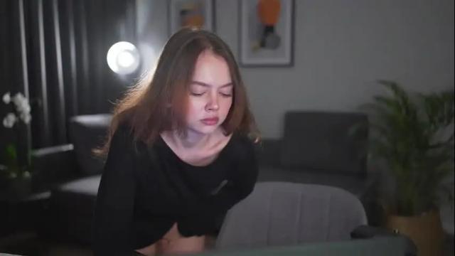 Image 11 of chillwithstacy Stream on Chaturbate on 26 days ago