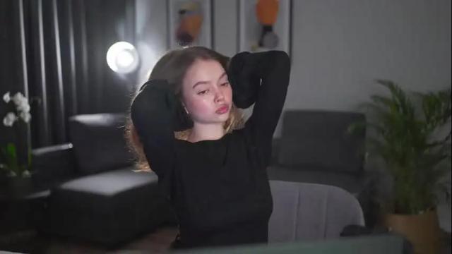 Image 8 of chillwithstacy Stream on Chaturbate on 26 days ago