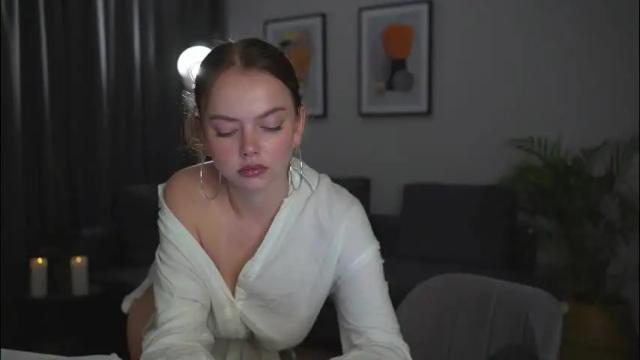 Image 12 of chillwithstacy Stream on Chaturbate on 5 days ago