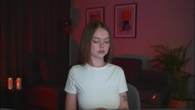 Image 4 of chillwithstacy Stream on Chaturbate on 2 months ago