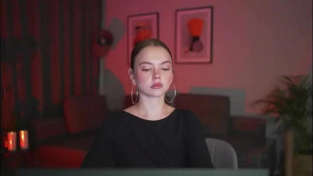 Image 8 of chillwithstacy Stream on Chaturbate on 2 months ago