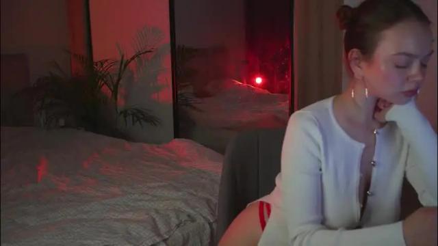 Image 6 of chillwithstacy Stream on Chaturbate on 1 month ago