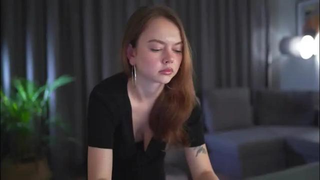 Image 2 of chillwithstacy Stream on Chaturbate on 1 month ago