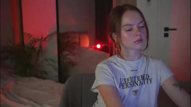Image 11 of chillwithstacy Stream on Chaturbate on 1 month ago