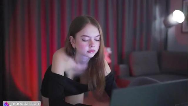 Image 3 of chillwithstacy Stream on Chaturbate on 28 days ago