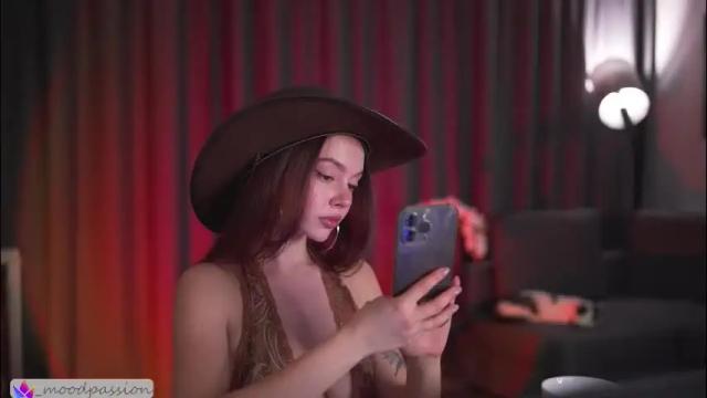 Image 4 of chillwithstacy Stream on Chaturbate on 23 days ago