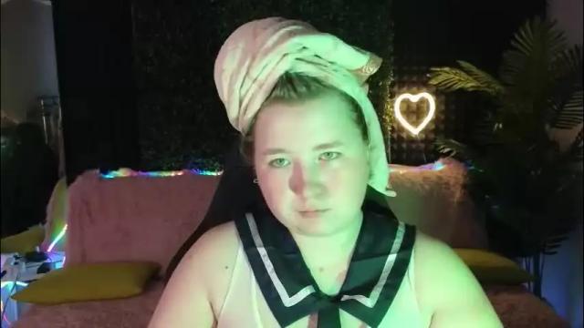 Image 2 of chimberwol Stream on Chaturbate on 2 months ago