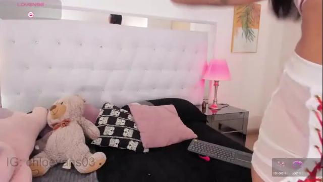 Image 2 of chloe__evans_ Stream on Chaturbate on 4 days ago
