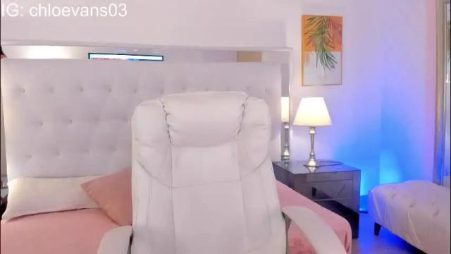Image 2 of chloe__evans_ Stream on Chaturbate on 8 days ago