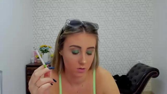 Image 10 of chloe_blue_ Stream on Chaturbate on 27 months ago