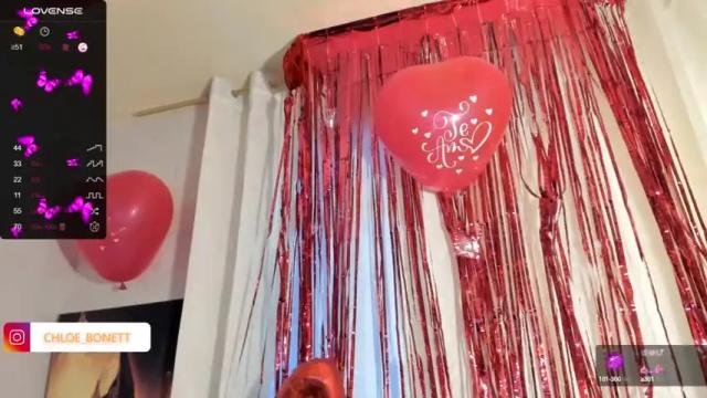 Image 12 of chloe_bonnet Stream on Chaturbate on 15 months ago