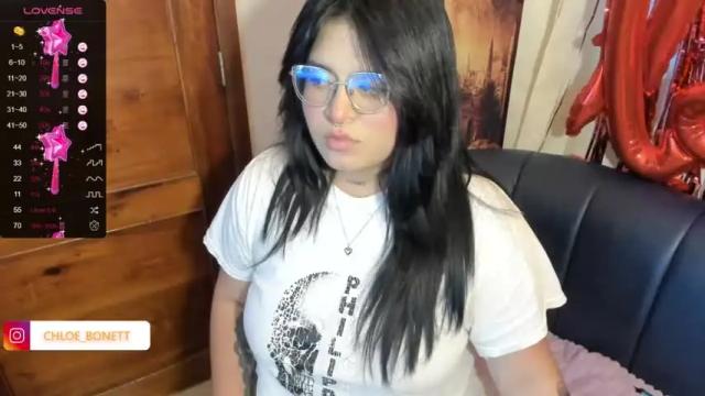 Image 6 of chloe_bonnet Stream on Chaturbate on 15 months ago