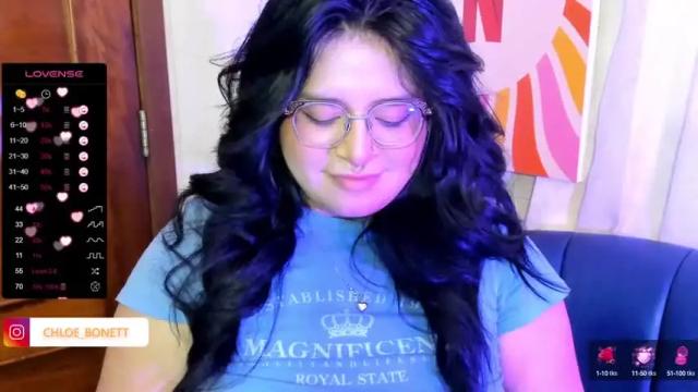 Image 6 of chloe_bonnet Stream on Chaturbate on 13 months ago