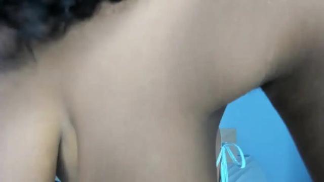 Image 11 of chloe_evans21 Stream on Chaturbate on 14 months ago