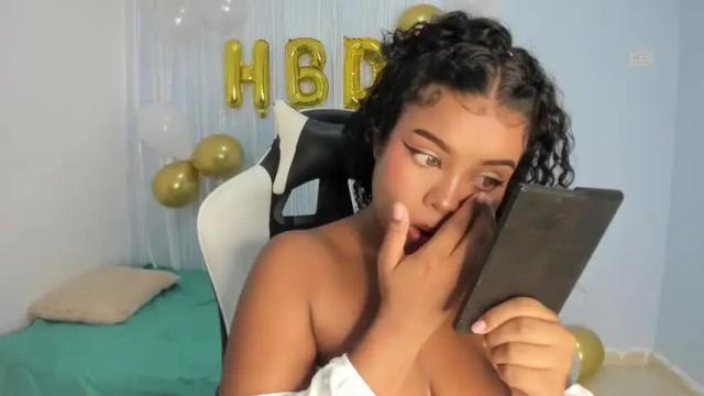 Thumbnail 1, chloe_evans21's Stream at Chaturbate, 13 months ago