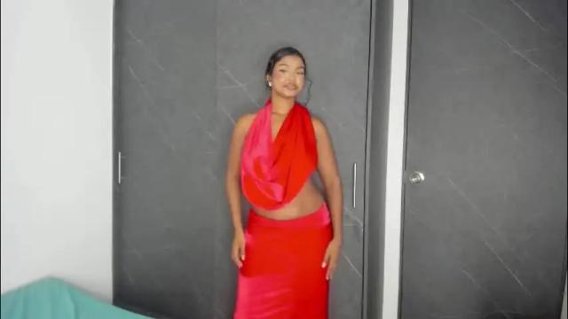 Image 2 of chloe_evans21 Stream on Chaturbate on 1 month ago