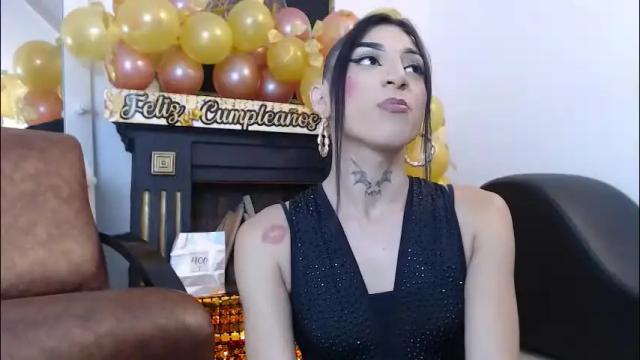 Image 4 of chloe_evanx_ Stream on Chaturbate on 2 months ago