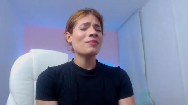 Image 12 of chloe_goddes Stream on Chaturbate on 19 months ago