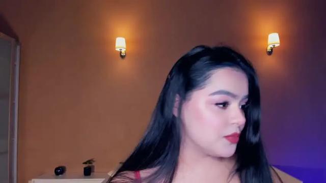 Image 12 of chloe_groovy Stream on Chaturbate on 17 months ago